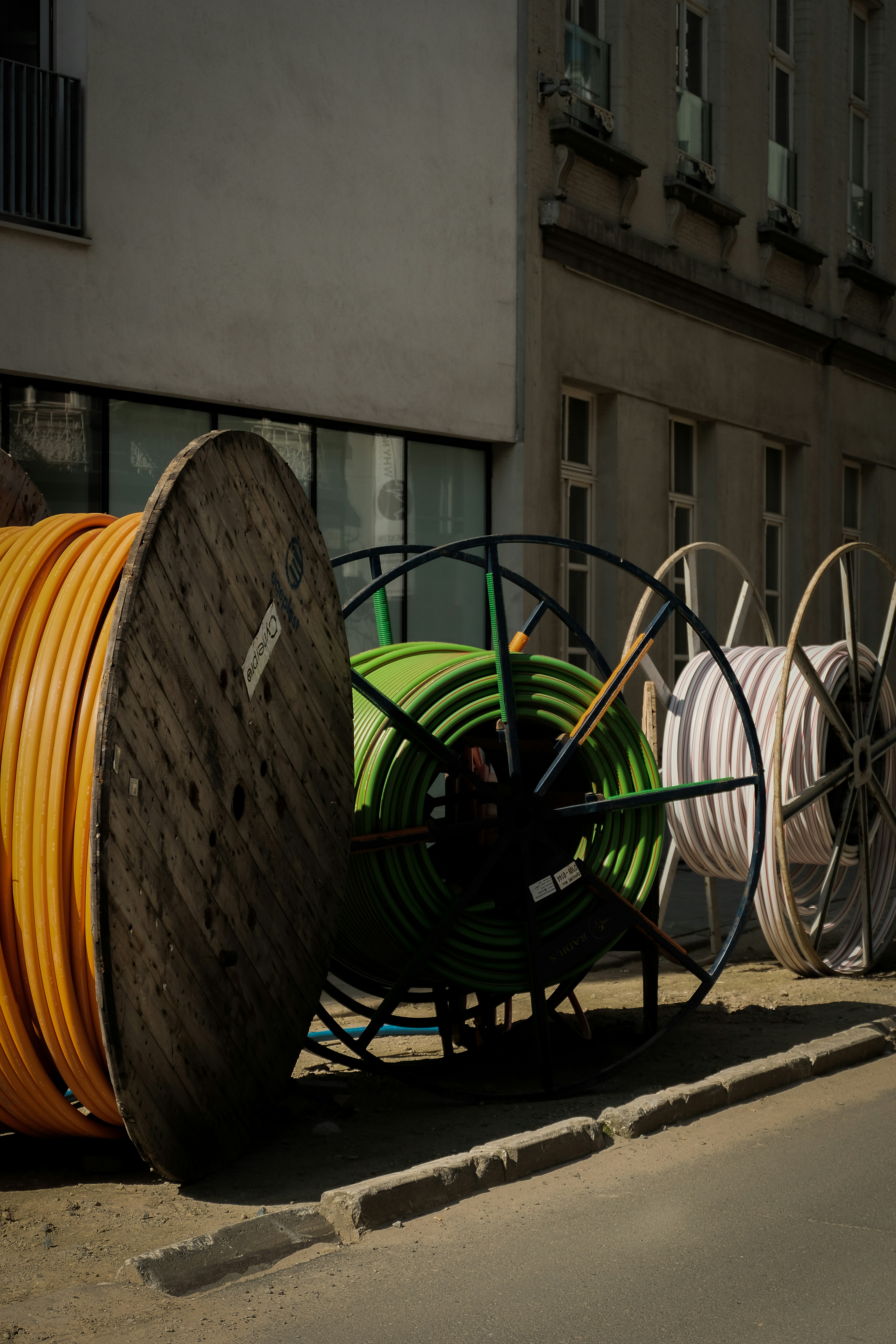 Rollos de cable eléctrico